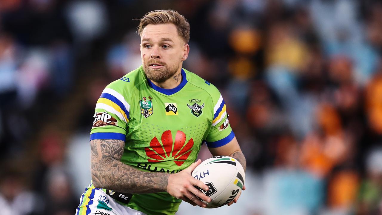 Blake Austin has signed a three-year deal to join Super-League outfit Warrington