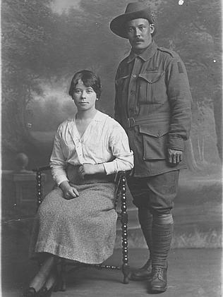  Billy Sing with his wife, Elizabeth Stewart. Supplied by Pan Macmillan 