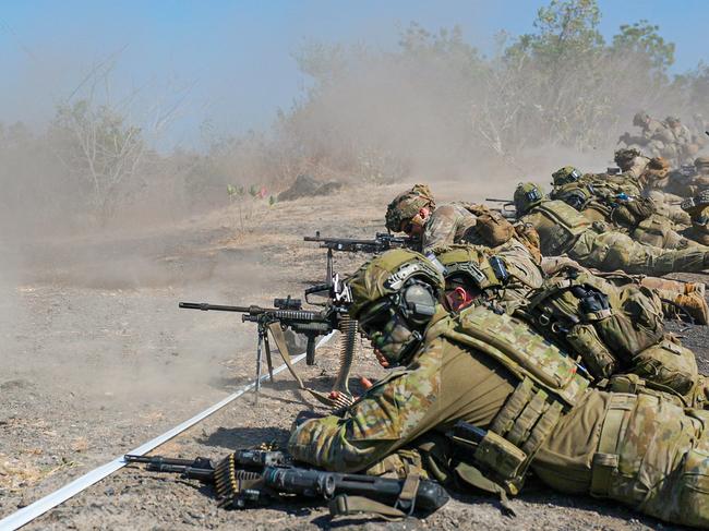 Australian Army soldiers from the 10th/27th Battalion, Royal South Australia Regiment attached to the 1st Armoured Regiment conduct a live fire attack with United States Army soldiers in Puslatpur, Indonesia during Exercise Super Garuda Shield 2023. *** Local Caption *** At the invitation of Indonesian Armed Forces (TNI), Australia is contributing over 125 personnel from the Australian Defence Force (ADF) to Exercise Super Garuda Shield 2023 (SGS23). SGS23 is an Indonesian Armed Forces (TNI) and United States Indo Pacific Command led bilateral training activity. It is focused on joint operations with international partners in and around East Java in Indonesia from 31 August to 13 September. Held since 2009, the ADF first participated in 2022, and in 2023 is contributing an Australian Army force element including a Troop of M1A1 Abrams tanks from the 1st Armoured Regiment. The contingent also includes an Infantry Platoon from the 10th/27th Battalion, Royal South Australian Regiment, command and control elements, and a range of armoured vehicles, trucks and recovery vehicles.  Photo: Australian Department of Defence / Supplied