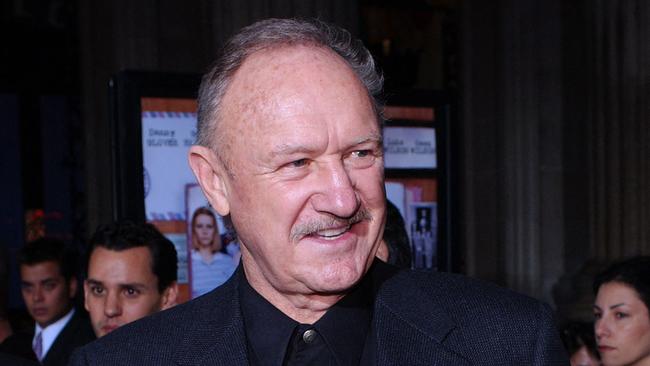 (FILES) US actor Gene Hackman arrives at the premiere of his new film "The Royal Tenenbaums," in Los Angeles, 06 December 2001.   AFP PHOTO/Lucy Nicholson. Oscar-winning US actor Gene Hackman, wife found dead at home: media reports. (Photo by LUCY NICHOLSON / AFP)