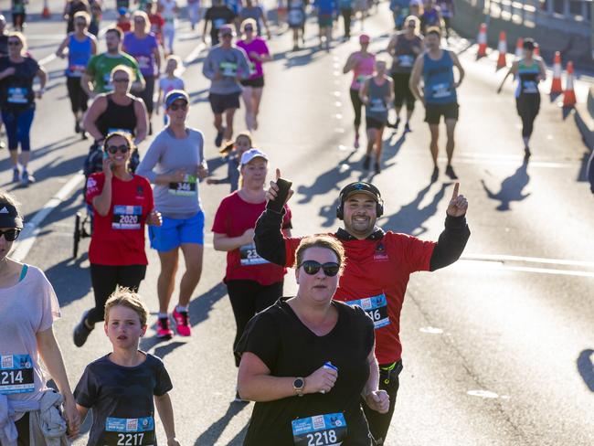 Run the Bridge Fun Run 2020 across Tasman Bridge. Picture: RICHARD JUPE