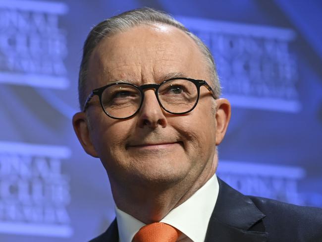 CANBERRA, AUSTRALIA, NewsWire Photos. JANUARY 25, 2024: The Hon Anthony Albanese MP, Prime Minister of Australia addresses the National Press Club of Australia in Canberra. Picture: NCA NewsWire / Martin Ollman