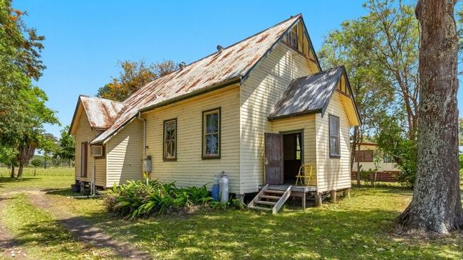 1855 Sextonville Road, Dyraaba.