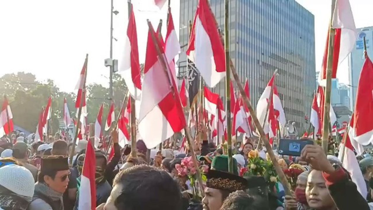 Indonesia Elections: Police Fire Tear Gas To Disperse Protesters | News ...