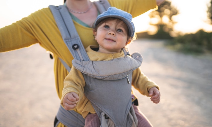 2 year old in best sale baby carrier