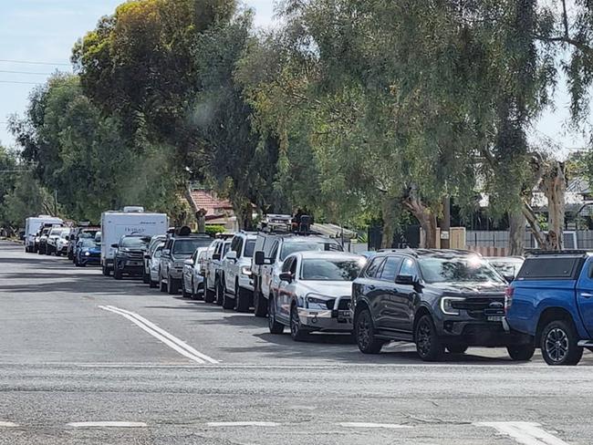 A long queue for the OTR in south Broken Hill on Tuesday. Picture: Facebook/Sue Johnstone