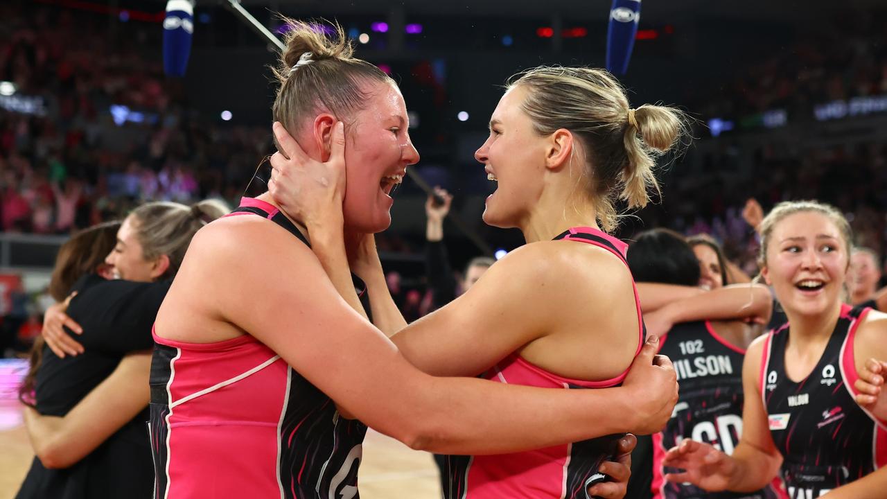 Lucy Austin and Tippah Dwan of the Thunderbirds have been named in Australia’s FAST5 squad.