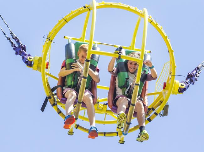 Will Chester, 16 and Brock Cripps, 15 from Foster enjoy the slingshot. Picture: Sarah Matray