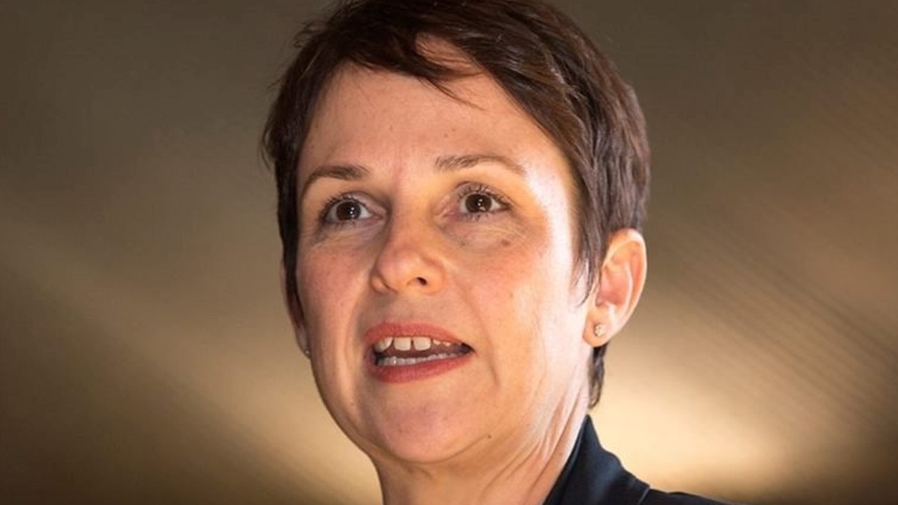 Small Business Minister Jaala Pulford said it was an extremely difficult time for business owners and their workers.