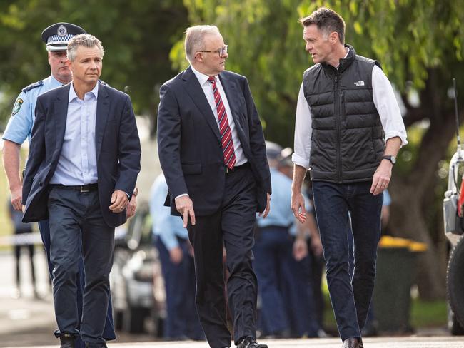 The Prime Minister, Anthony Albanese and NSW Premier Chris Minns visit the childcare centre in Maroubra that was firebombed last night in what was an anti-Semitic attack. Picture: NewsWire/ Julian Andrews