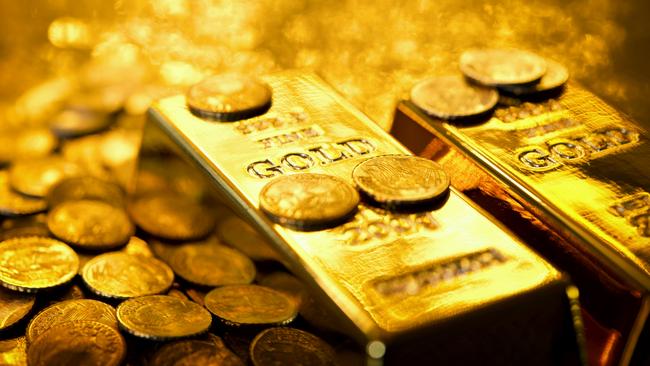 Demand for gold is fluctuating in the rates versus inflation tug of war.