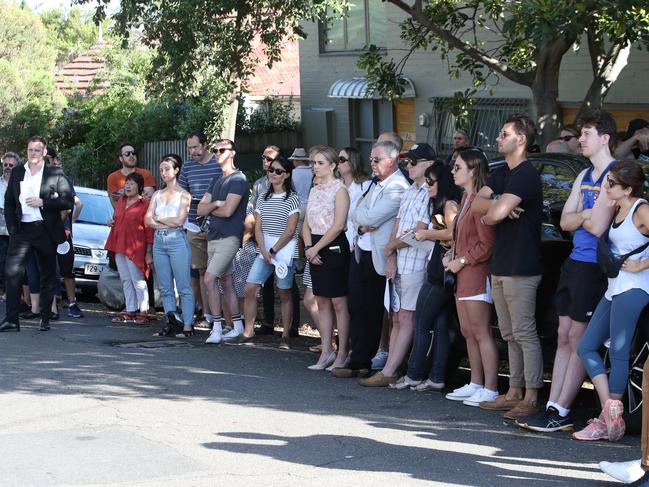 Saturday auction at 65 Harrow Road in Stanmore, with realestate identity John McGrath acting as Auctioneer. The house sold for 1.825 Million Dollars. Vendors are Karen and Bruce Lawson.