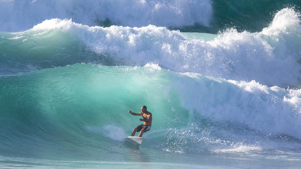 Sydney surfers face super swell warning as Alfred looms