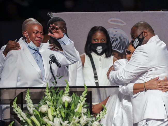 LaTonya Floyd speaks during the funeral for her brother, George Floyd, on Tuesday, June 9, 2020, at The Fountain of Praise church in Houston. (Godofredo A. VÃÂ¡squez/Houston Chronicle via AP, Pool)