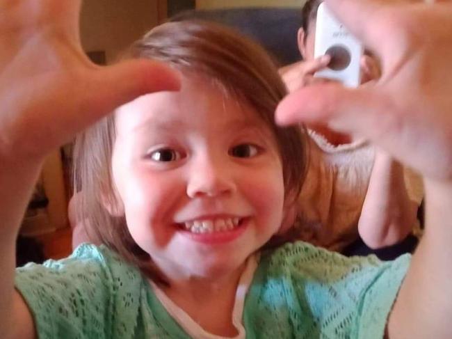 Charlie’s mum accepts state offer to pay for little girl’s funeral