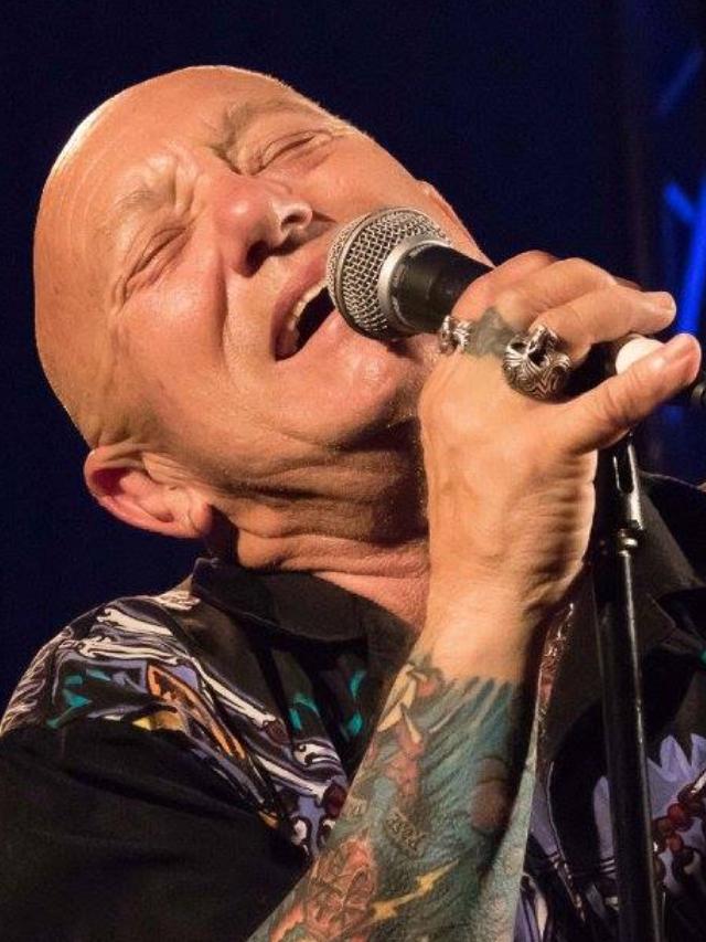 Rose Tattoo frontman and Australian rock icon Angry Anderson has been driven to baking by the coronavirus lockdown.