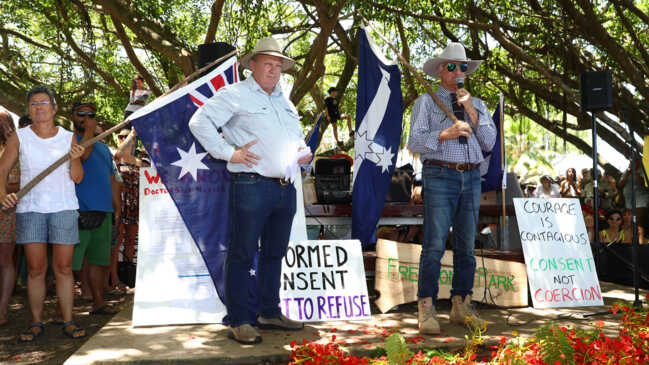 Bob Katter speaks at the Cairns Freedom Rally