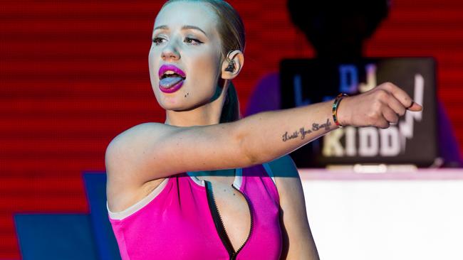 Rapper Iggy Azalea’s puppy love is limitless: Her dog Jelli recovering ...