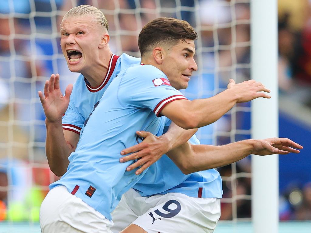 Manchester City storm back to beat West Ham 3-1