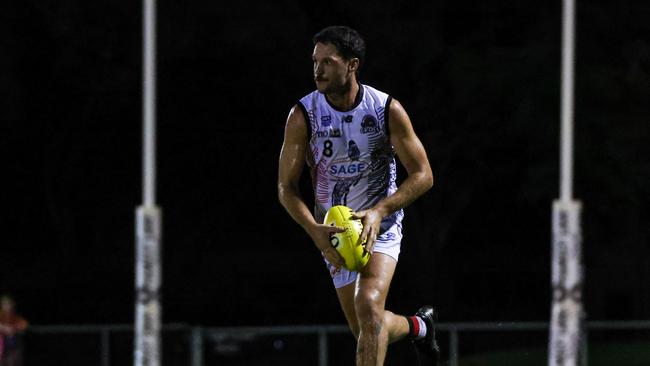 Michael Bowden playing for Southern Districts in the 2024-25 NTFL season. Picture: Celina Whan / AFLNT Media