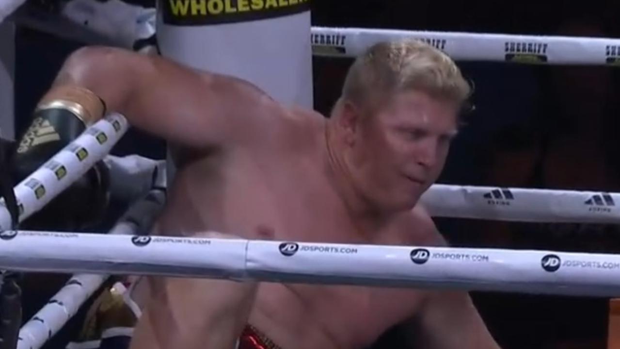 ‘So wrong’: Ref slammed as Junior Paulo destroys Ben Hannant in ‘scary’ KO