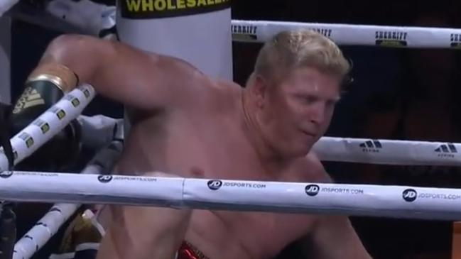 Ben Hannant got destroyed by Junior Paulo.