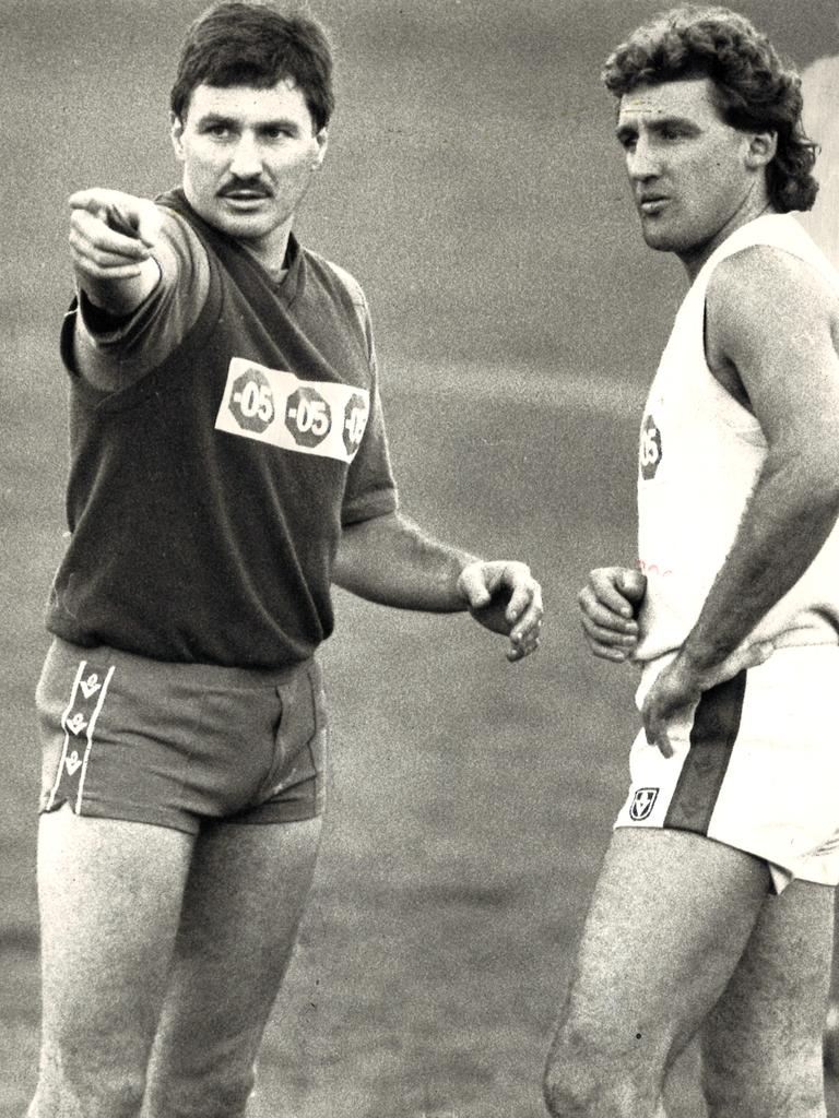 02/05/1988. Footscray coach Mick Malthouse with Doug Hawkins. Michael Malthouse.