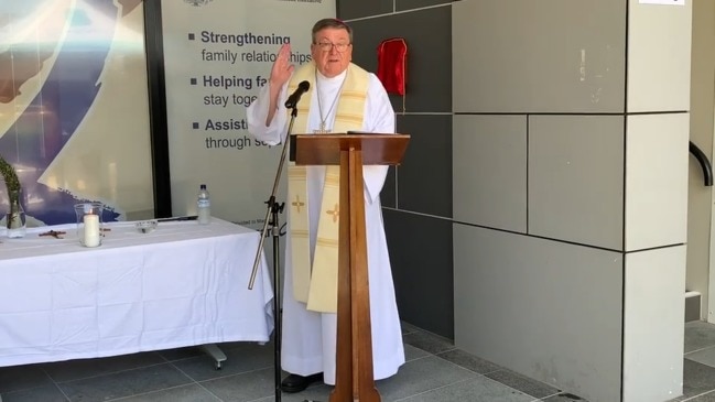 Bishop McCarthy blesses the new Mackay CentacareCQ building