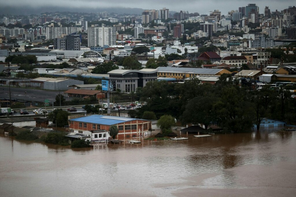 Dams strain as water, death toll keep rising in south Brazil | The ...