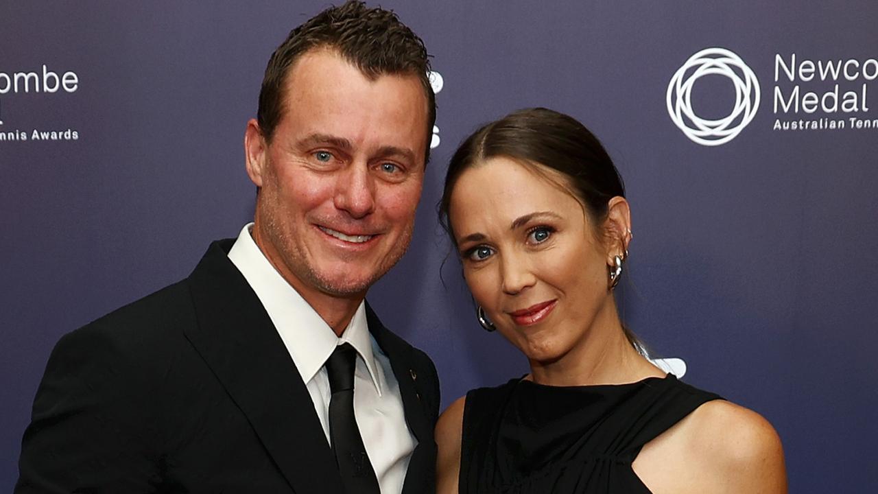 Lleyton Hewitt and Bec Hewitt are still trying to sell a Gold Coast property.