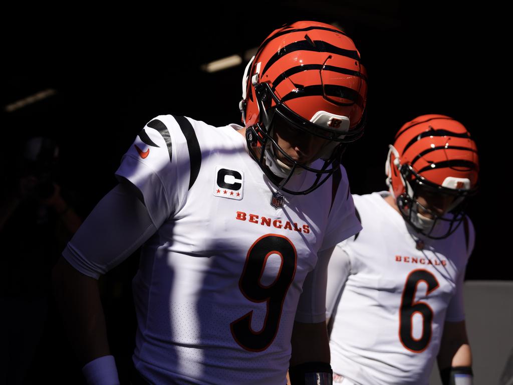 SANTA CLARA, CALIFORNIA - OCTOBER 29: Joe Burrow #9 and Jake Browning #6 of the Cincinnati Bengals walk onto the field prior to a game against the San Francisco 49ers at Levi's Stadium on October 29, 2023 in Santa Clara, California. (Photo by Loren Elliott/Getty Images)
