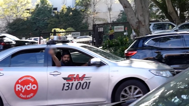 ‘Don’t be smart mate’: Enraging taxi clip