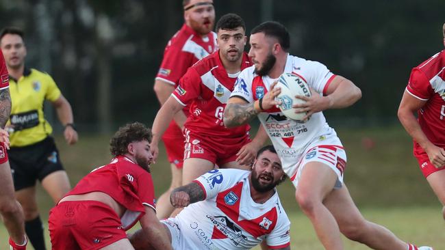 Luke Moore was forced from the field early in his side’s win over Kincumber. Picture: Sue Graham