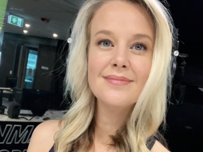 Kinda Sorta Dating host Jana Hocking. Picture: Instagram/Jana Hocking.