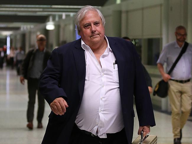 Please Credit PICS MARC ROBERTSON. Clive Palmer arrives in Brisbane from Townsville. PICS Marc Robertson