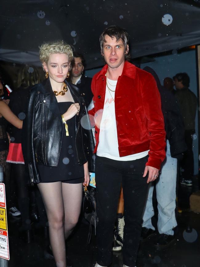 Actress Julia Garner parried with her husband Mark Foster. Picture: BlayzenPhotos/Backgrid