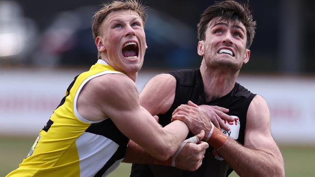 St Kilda ruckman Tom Campbell (right) won’t play this week because he must isolate as part of the AFL’s health and safety Covid protocols. Picture: Michael Klein