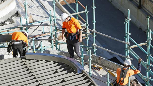 Private sector wage growth was more subdued. Picture: NewsWire / John Appleyard