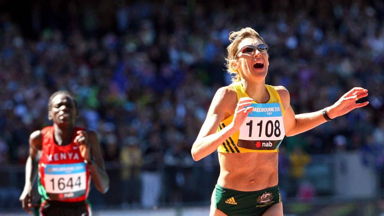 Kerryn McCann winning an epic Commonwealth Games marathon in 2006.