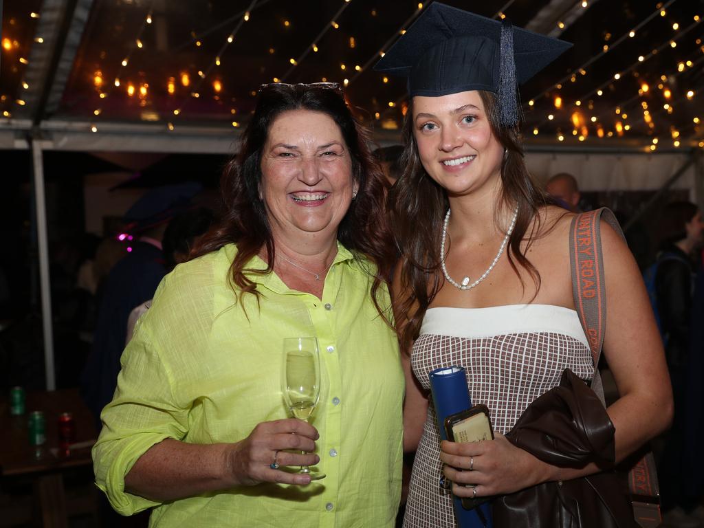 Carolyn Bischof and Jadae Bischof. Deakin University graduation arts and SEBE faculty. Picture: Alan Barber