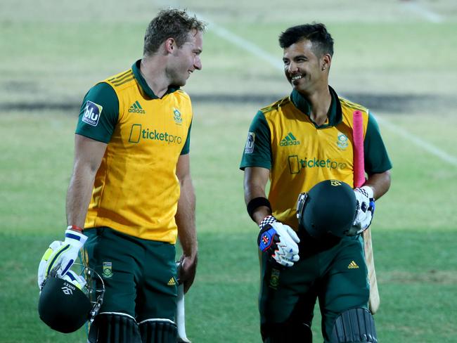 The T20 series wasn’t all bad for South Africa, with David Miller (L) and JP Duminy guiding them to victory in Adelaide. Picture: Sarah Reed.