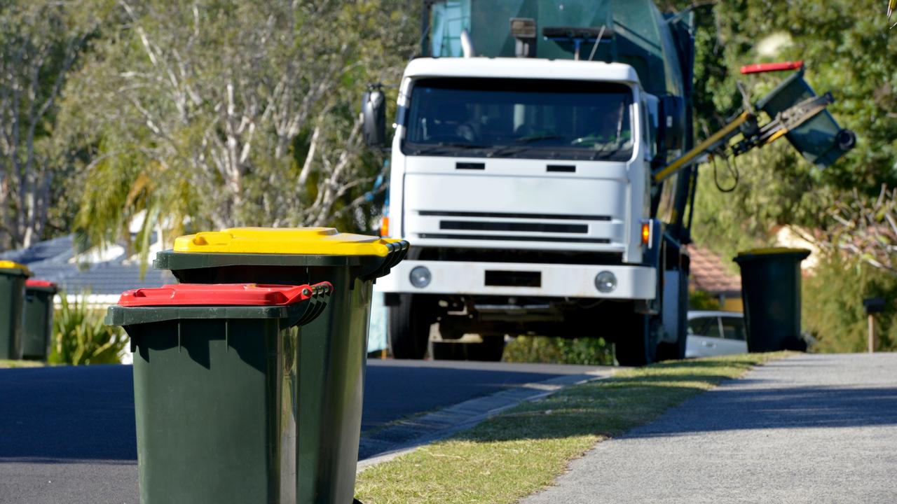 From October 24, residents in part of the Adelaide Hills Council area will have their green bins picked up weekly, but their blue general waste bins reduced to a fortnightly collection.