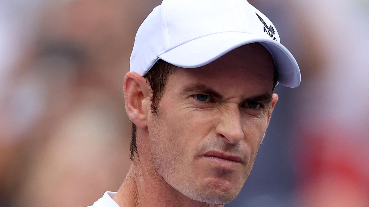 Andy Murray touches down with hopes for big Australian Open The