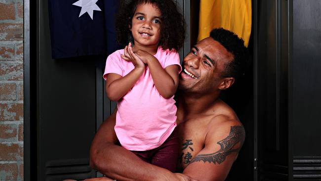 Will Genia and his daughter Olivia. Picture: Annette Dew