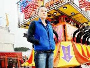 Showtime Amusements worker Lauren Osborne says all shows are doing it tough, but she plans to soldier on. . Picture: Darryn Smith