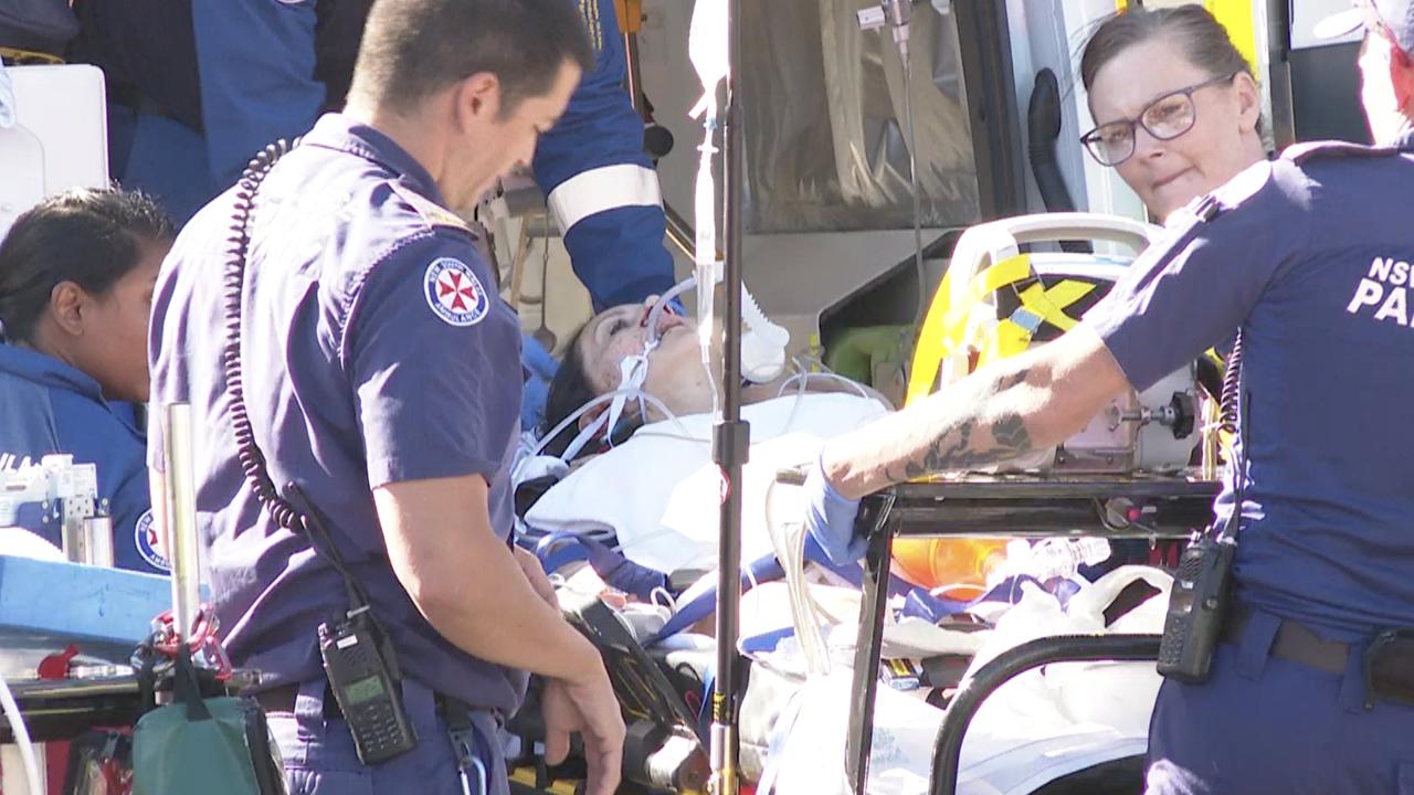 Qantas worker falls 6m from aerobridge at Sydney Airport