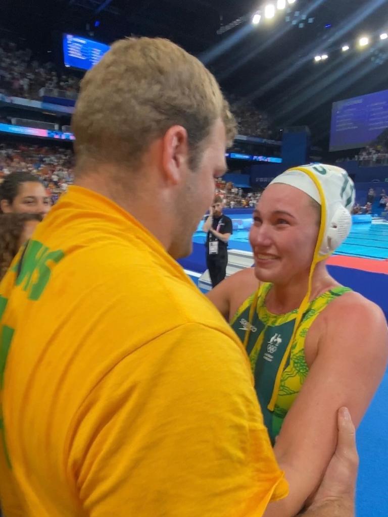 Her boyfriend surprised her at the games. Picture: Instagram/@tillykearns