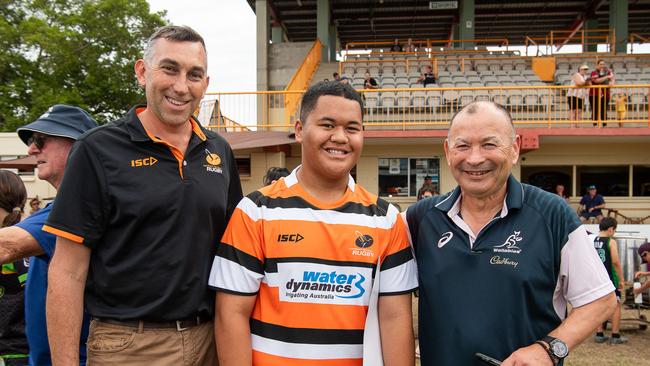 NTRU CEO Nathan McDonald, Tua Reea and Wallabies Coach Eddie Jones as the Wallabies get around the NT Rugby Union community before the 2023 World Cup. Picture: Pema Tamang Pakhrin