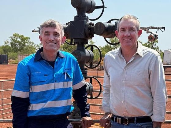 Mining and Energy Minister Gerard Maley recently visited the Beetaloo to inspect current operations by Tamboran Resources at its Shenandoah South site on Exploration Permit 98.