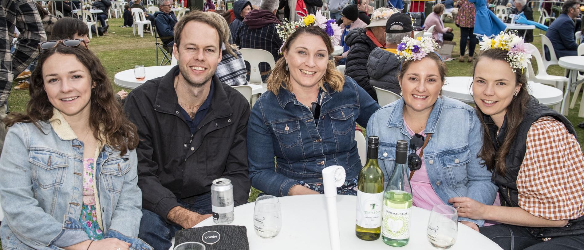 (from left) Issy Murphy, Tim Bale, Aimee Brooking, Emily Naumann and Natalie Devine. Festival of Food and Wine, Queens Park, Toowoomba Carnival of Flowers. Sunday, September 11, 2022. Picture: Nev Madsen.